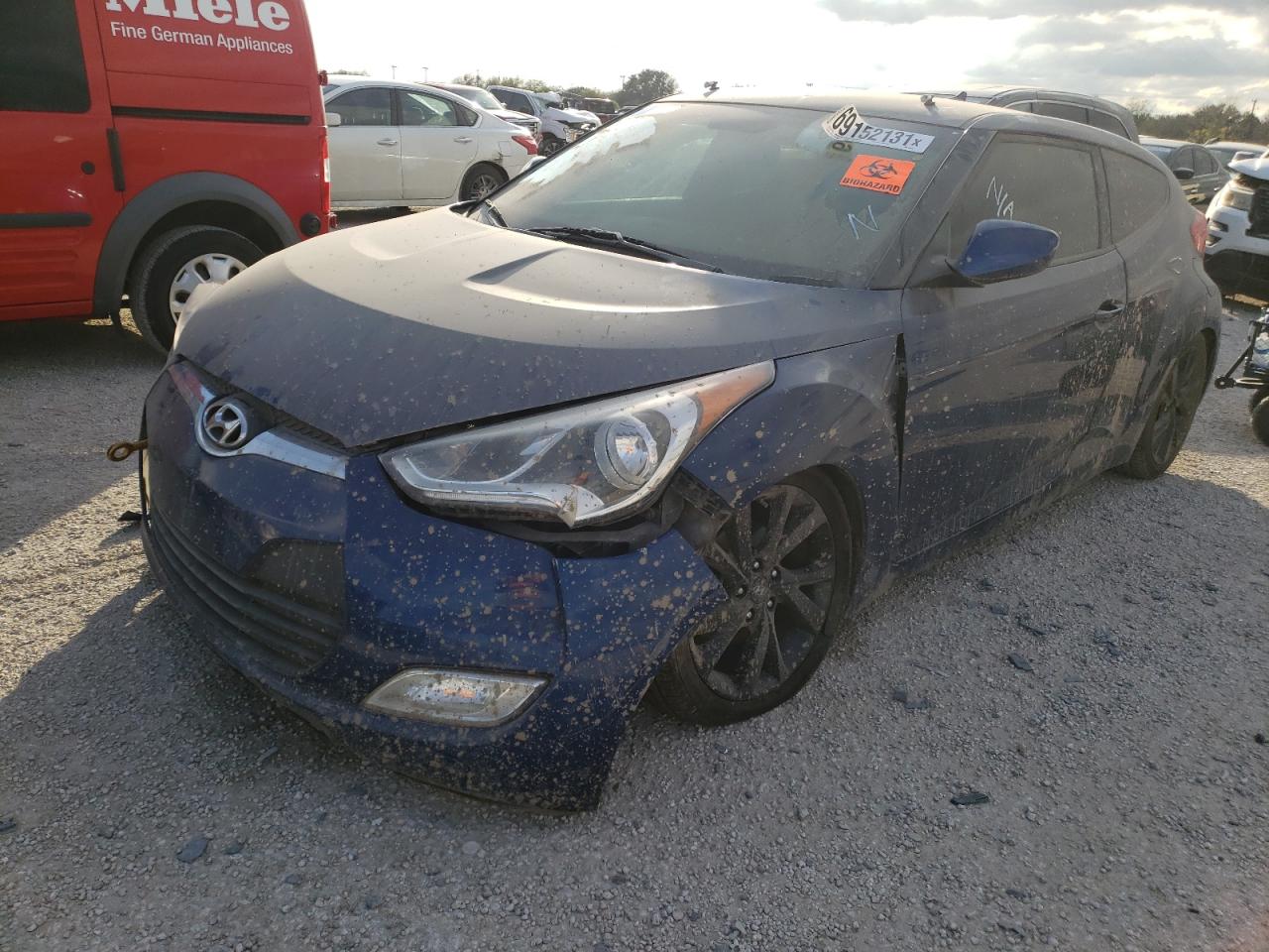 Photo 2 from auction – 2017 HYUNDAI VELOSTER with VIN KMHTC6AD9HU306218