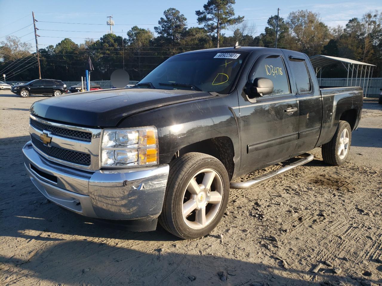 Photo 2 from auction – 2013 CHEVROLET SILVERADO with VIN 1GCRCSE06DZ128165