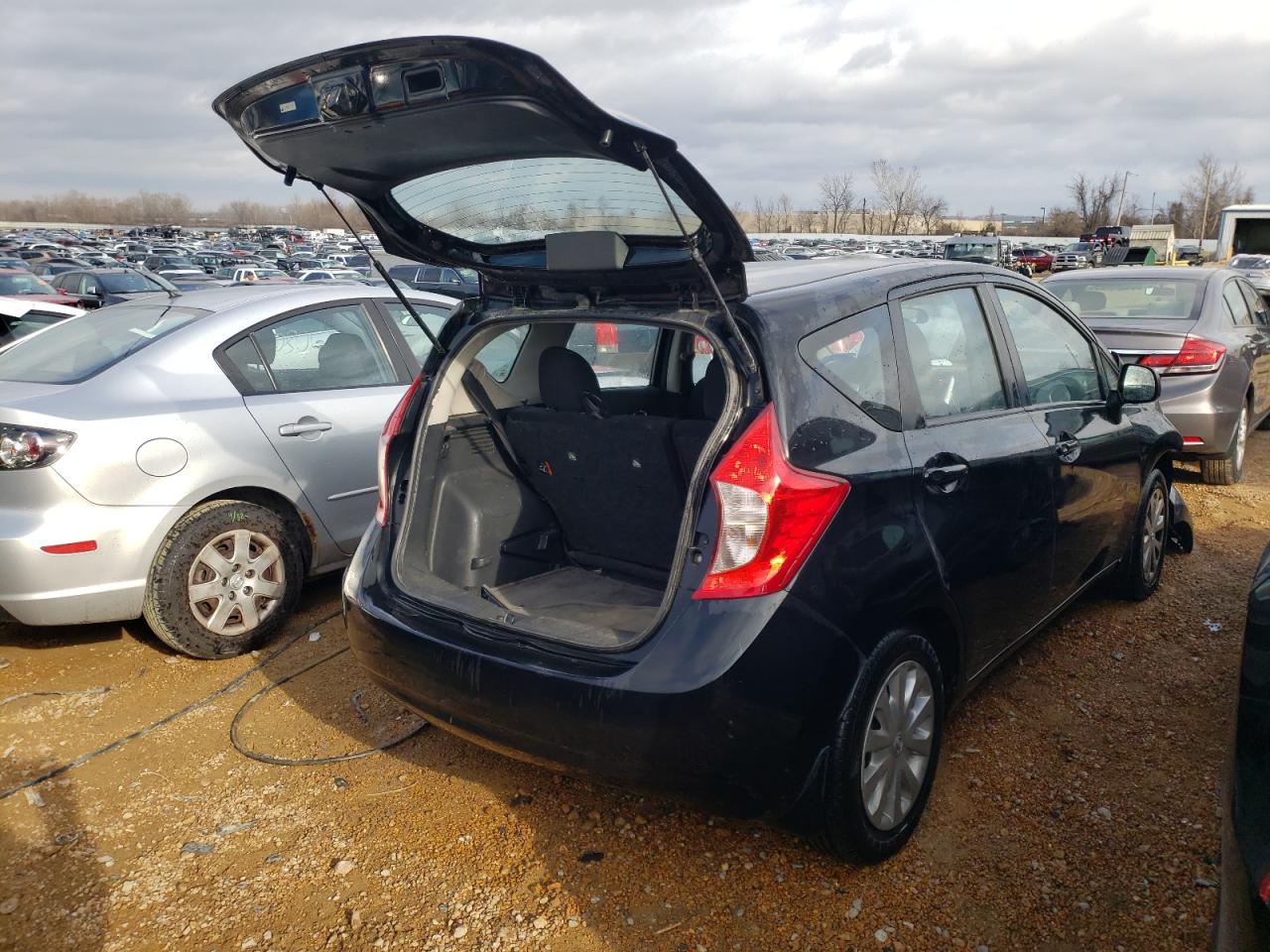Photo 4 from auction – 2014 NISSAN VERSA NOTE with VIN 3N1CE2CPXEL426181