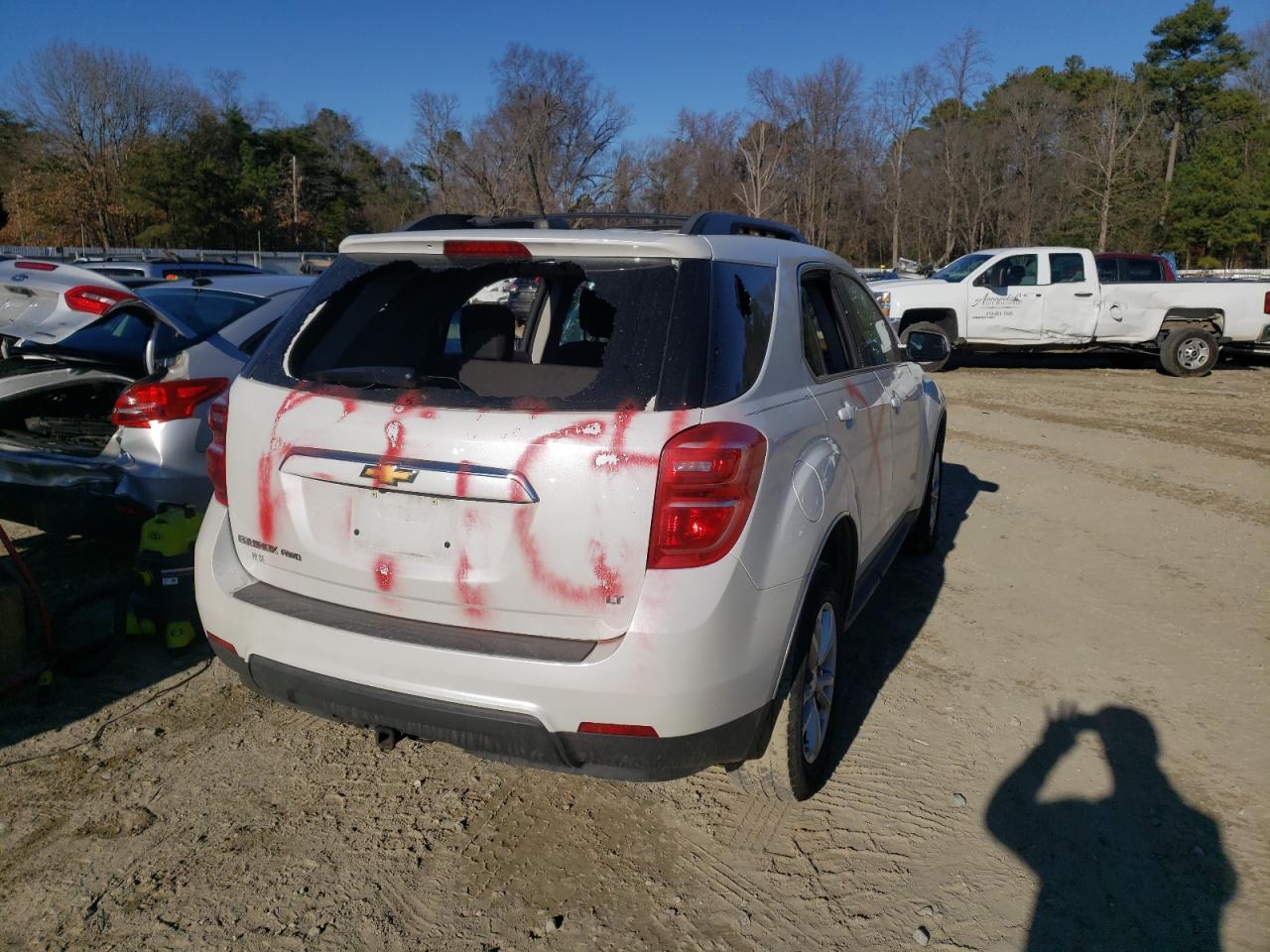 Photo 4 from auction – 2017 CHEVROLET EQUINOX LT with VIN 2GNFLFEKXH6139058