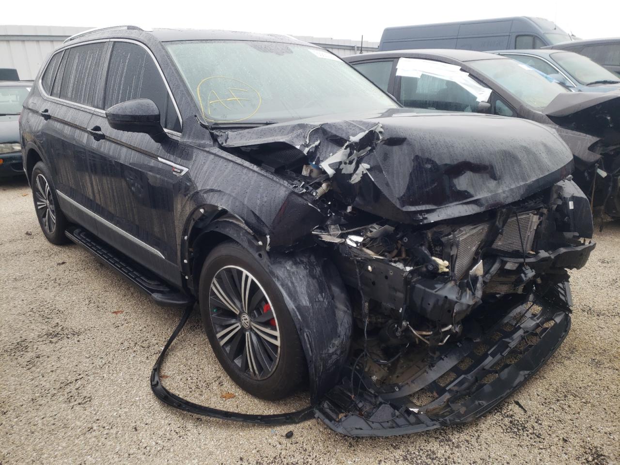 VOLKSWAGEN TIGUAN SE 2018 with VIN 3VV2B7AX8JM017331 - Photo from auction