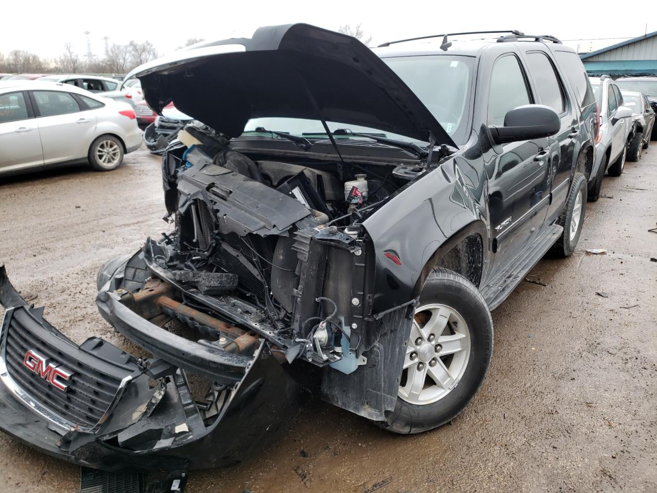 Photo 2 from auction – 2014 GMC YUKON SLE with VIN 1GKS1AE05ER132182