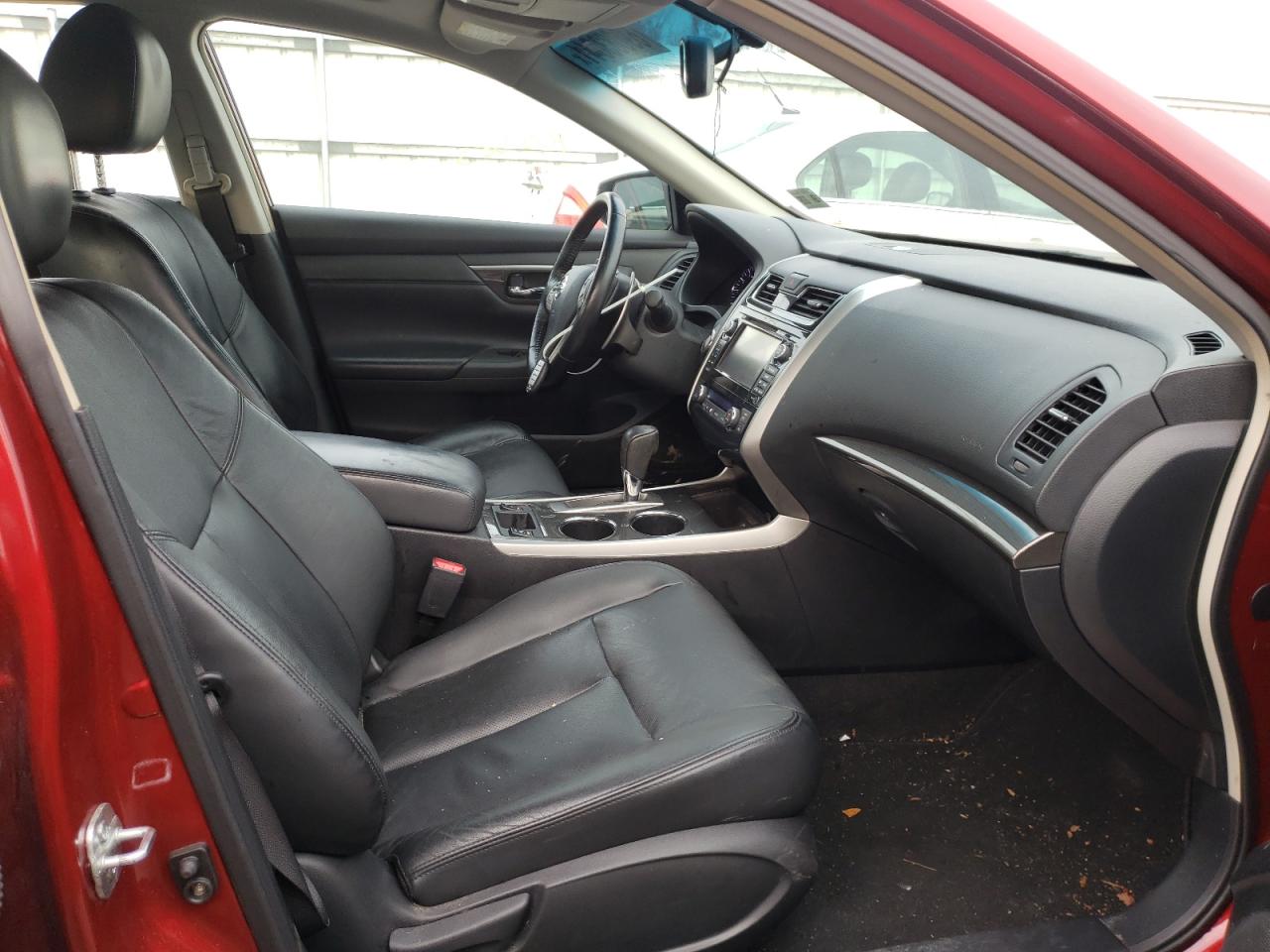 Photo 5 from auction – 2013 NISSAN ALTIMA 3.5 with VIN 1N4BL3AP0DC240852