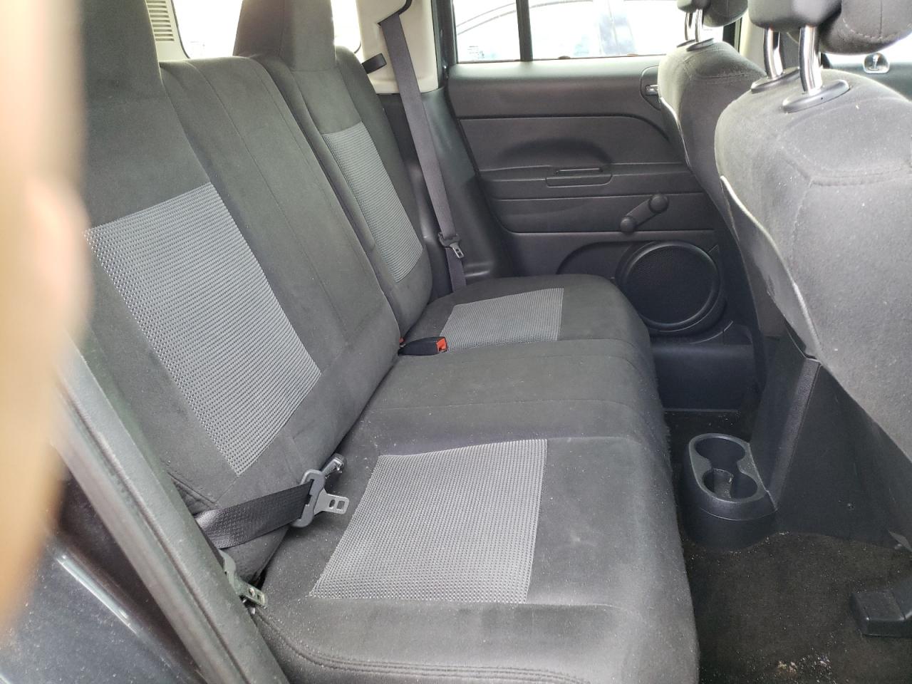 Photo 6 from auction – 2016 JEEP PATRIOT SP with VIN 1C4NJPBA4GD589610