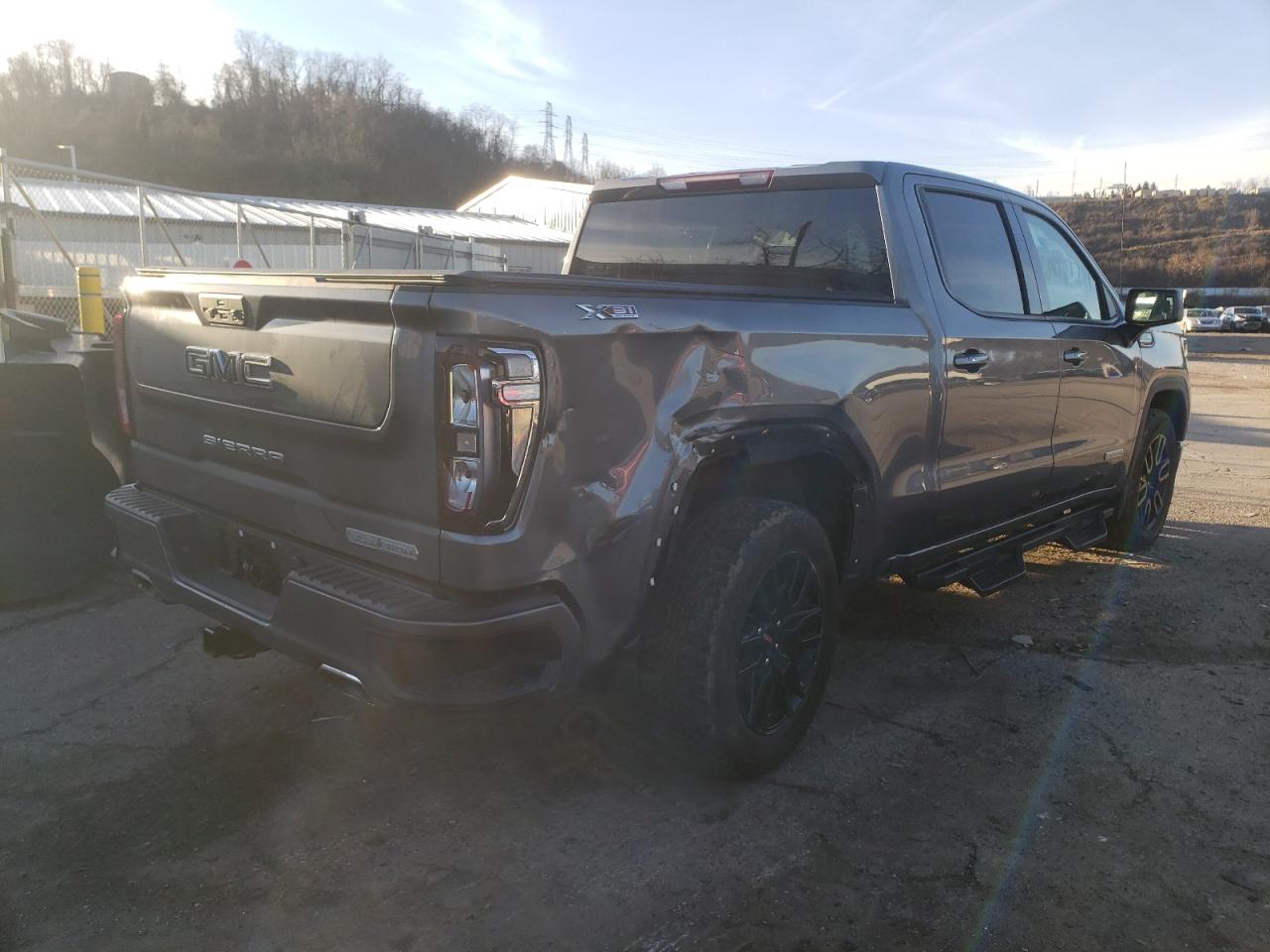 Photo 4 from auction – 2021 GMC SIERRA K15 with VIN 3GTU9CED2MG356570