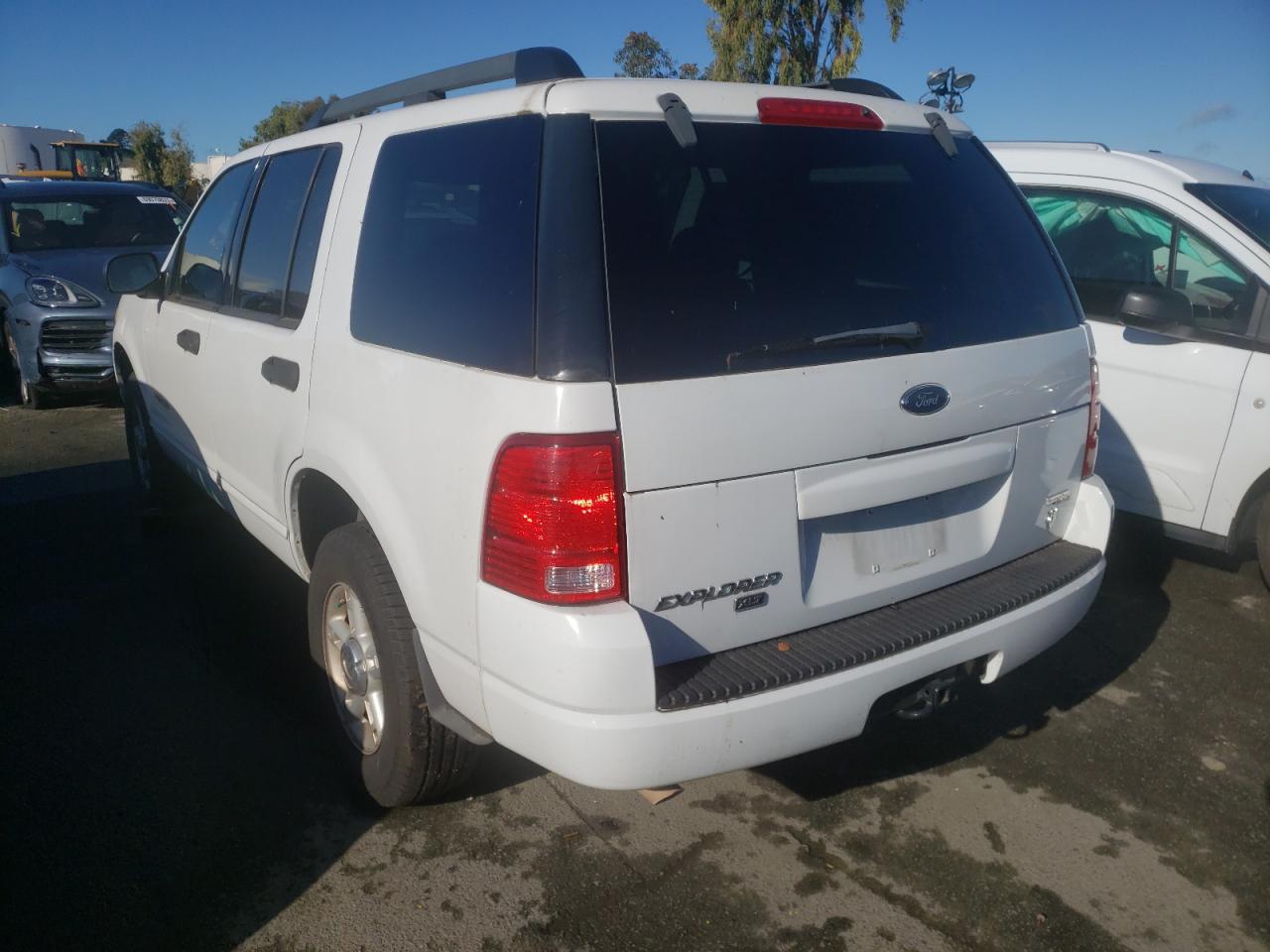 Photo 3 from auction – 2005 FORD EXPLORER X with VIN 1FMDU63W65ZA20826