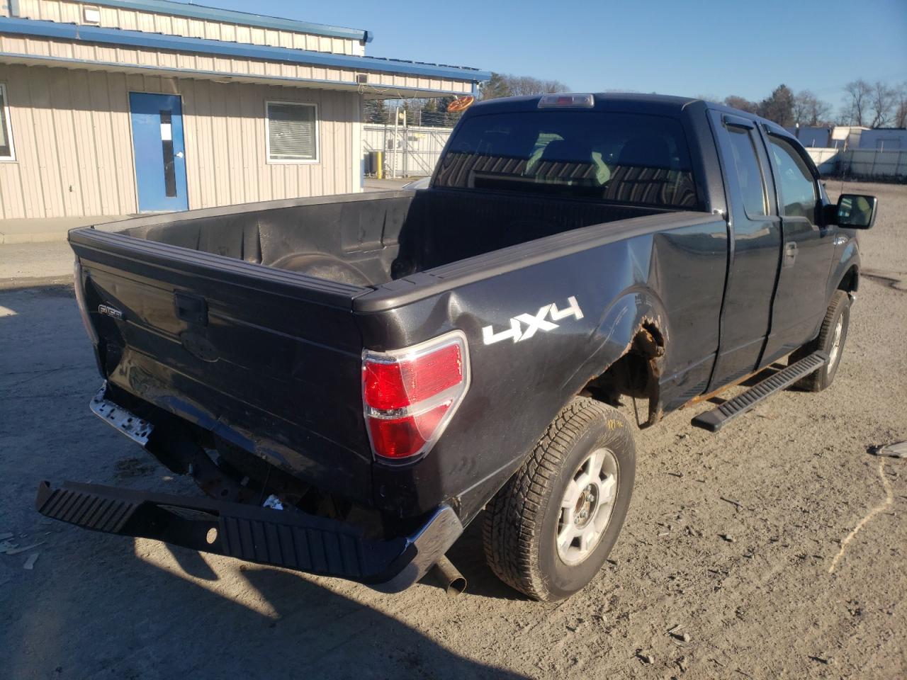 Photo 4 from auction – 2010 FORD F150 SUPER with VIN 1FTEX1E89AFB14115