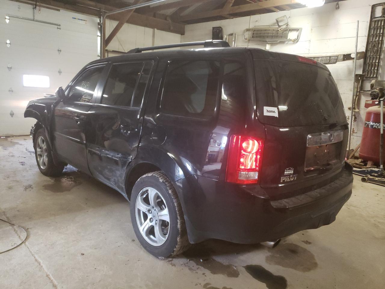 Photo 3 from auction – 2014 HONDA PILOT EXL with VIN 5FNYF4H50EB018225