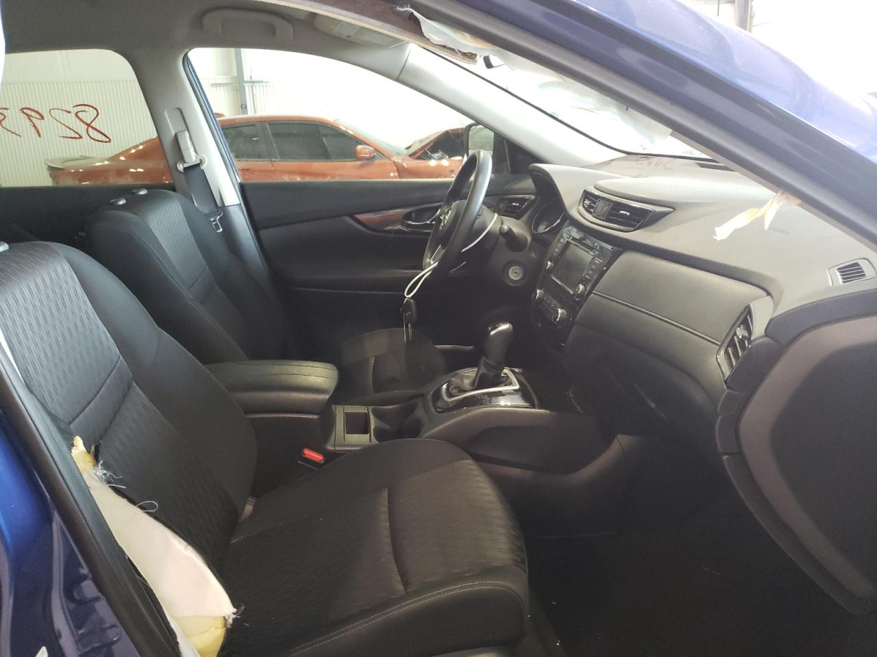 Photo 5 from auction – 2018 NISSAN ROGUE S with VIN KNMAT2MV7JP547983