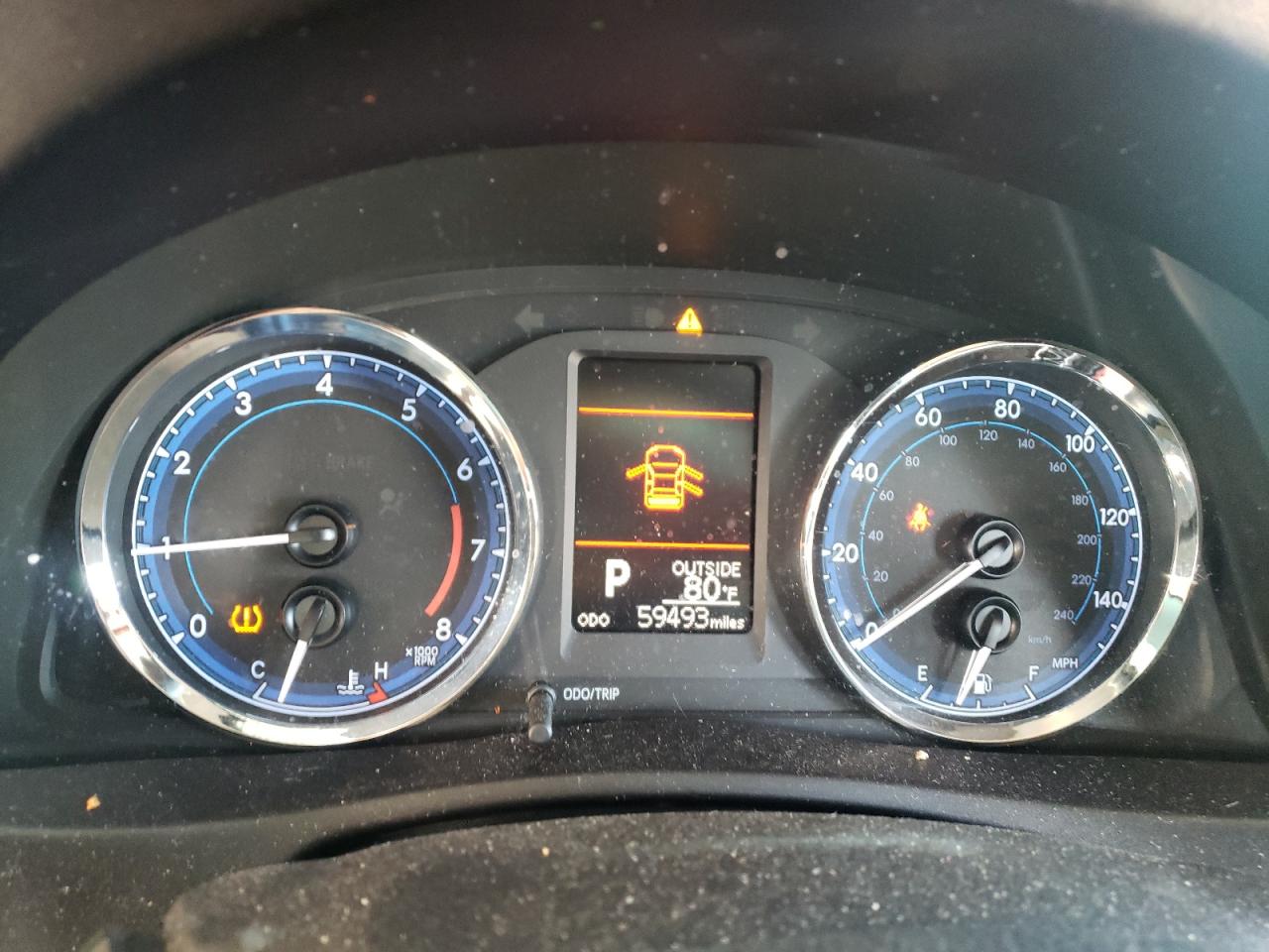 Photo 8 from auction – 2018 TOYOTA COROLLA L with VIN 5YFBURHE8JP813899