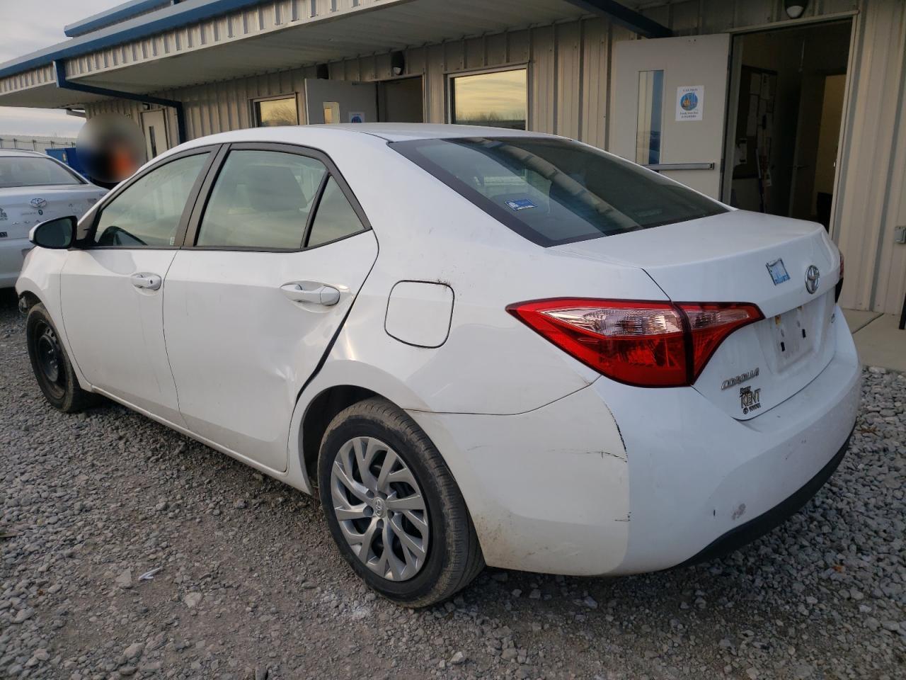 Photo 3 from auction – 2019 TOYOTA COROLLA L with VIN 2T1BURHE7KC162170