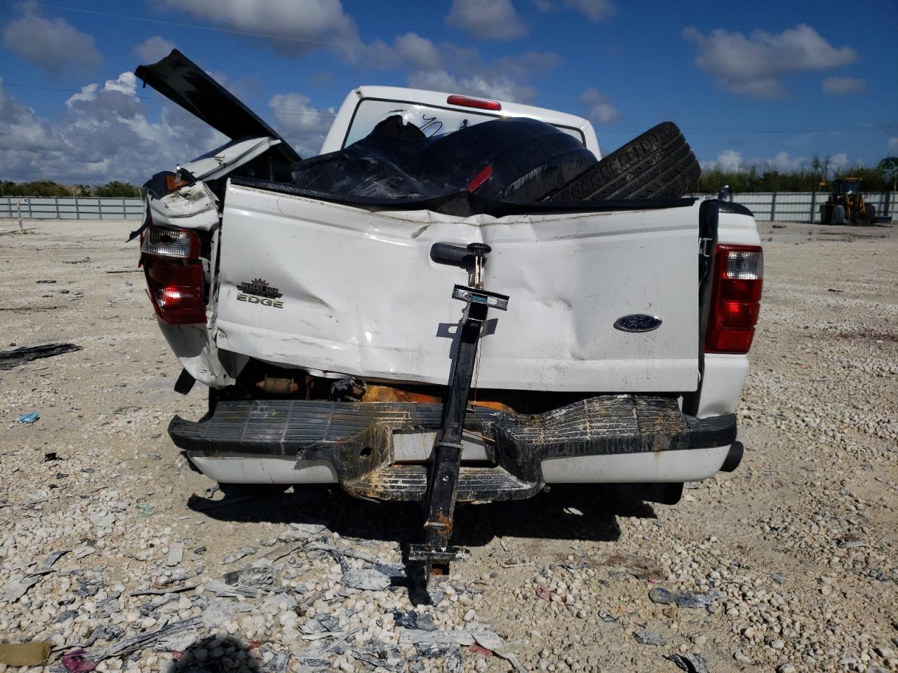Photo 6 from auction – 2005 FORD RANGER with VIN 1FTYR10U95PA82102