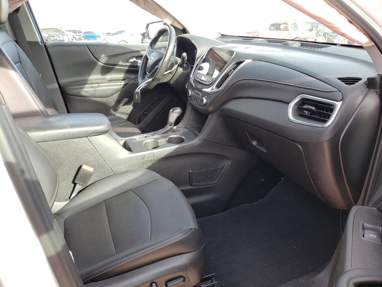 Photo 5 from auction – 2018 CHEVROLET EQUINOX PR with VIN 3GNAXMEV9JS567594