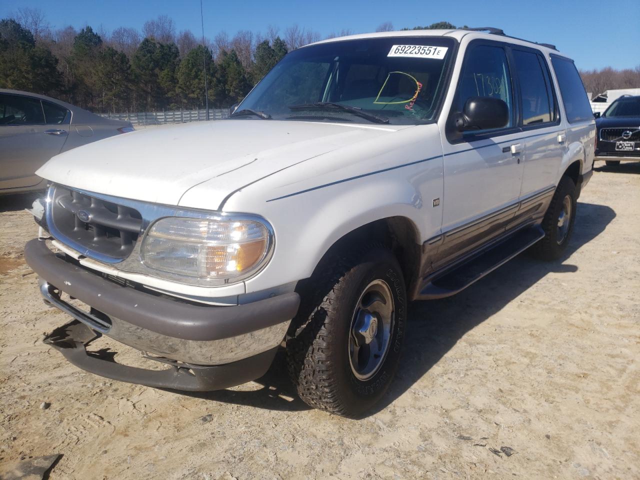 Photo 2 from auction – 1996 FORD EXPLORER with VIN 1FMDU32P5TUD77904