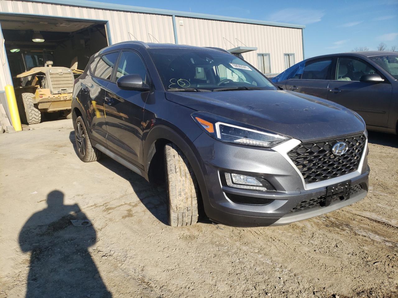 HYUNDAI TUCSON LIM 2019 with VIN KM8J3CAL3KU032244 - Photo from auction