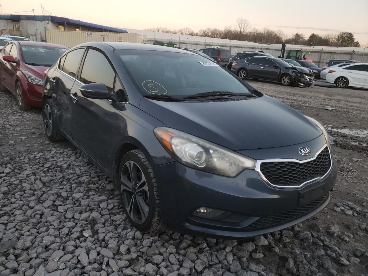 KIA FORTE EX 2014 with VIN KNAFX4A82E5113635 - Photo from auction