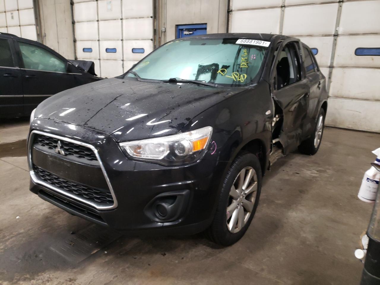 Photo 2 from auction – 2013 MITSUBISHI OUTLANDER with VIN 4A4AR3AUXDE022943