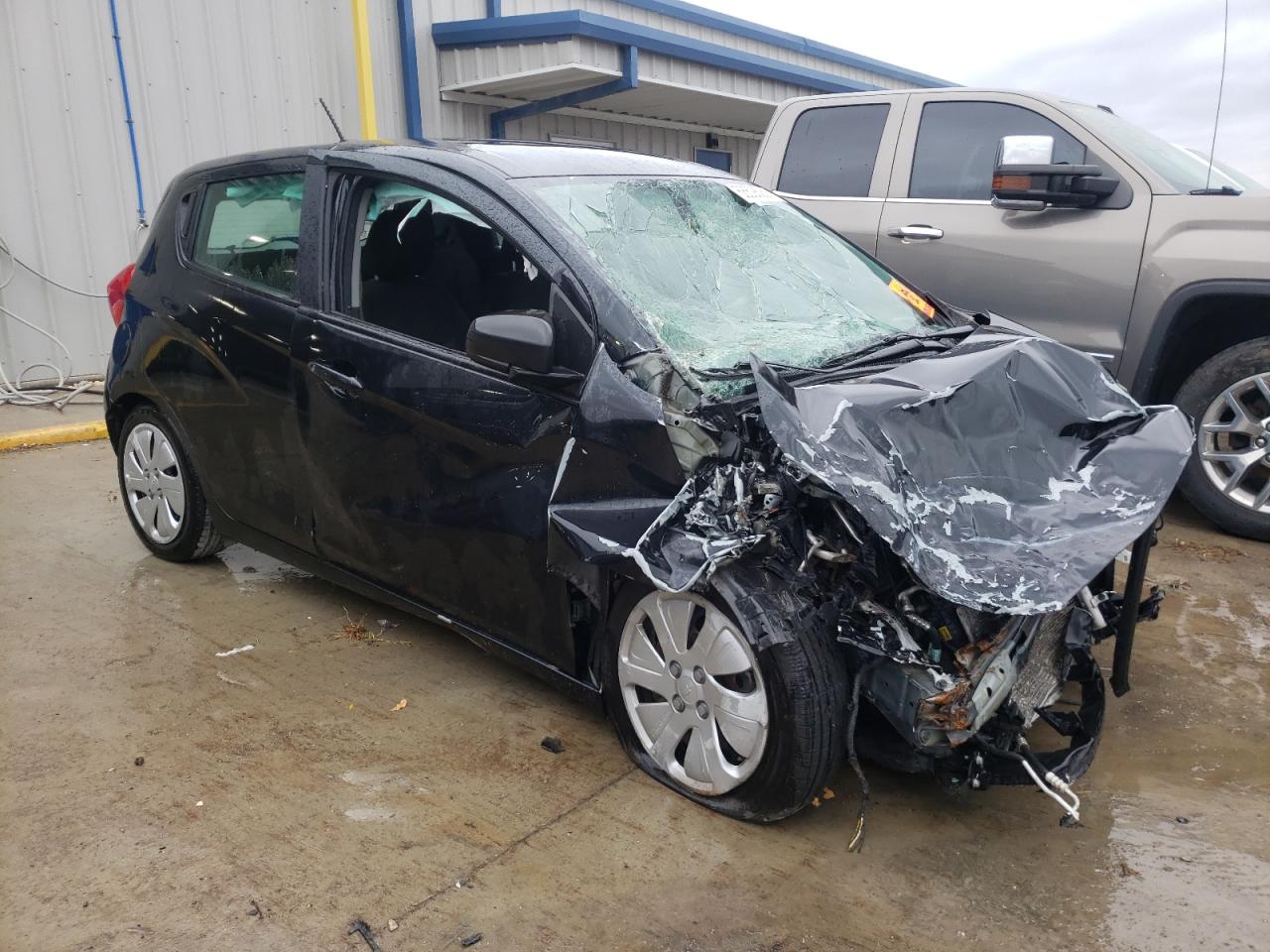 CHEVROLET SPARK LS 2016 with VIN KL8CB6SA6GC579688 - Photo from auction
