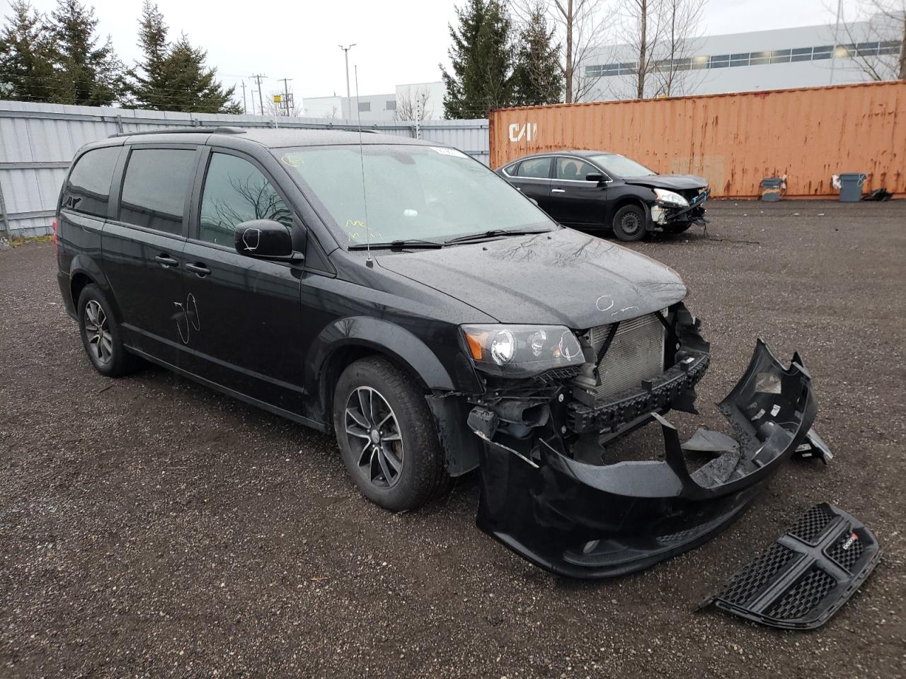 DODGE GRAND CARA 2019 with VIN 2C4RDGEG2KR598806 - Photo from auction