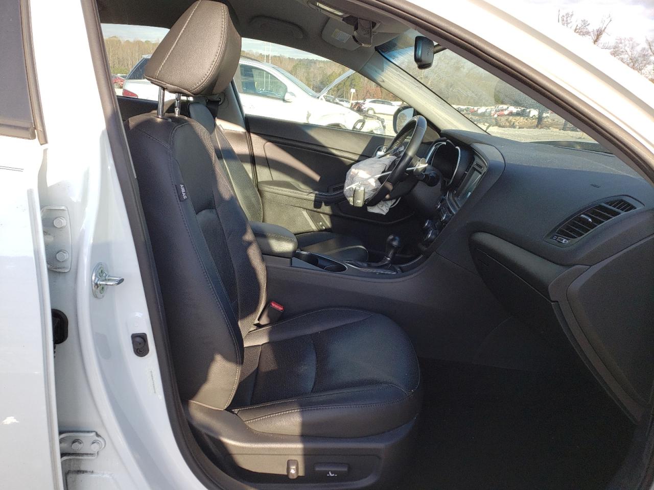 Photo 5 from auction – 2015 KIA OPTIMA SX with VIN 5XXGR4A77FG454938
