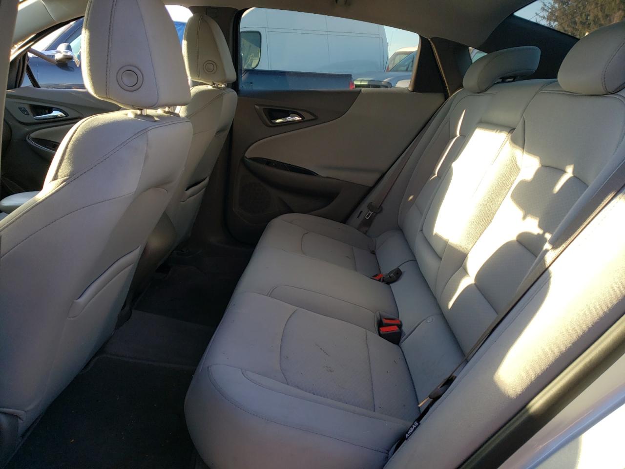 Photo 6 from auction – 2017 CHEVROLET MALIBU LS with VIN 1G1ZB5ST4HF227439