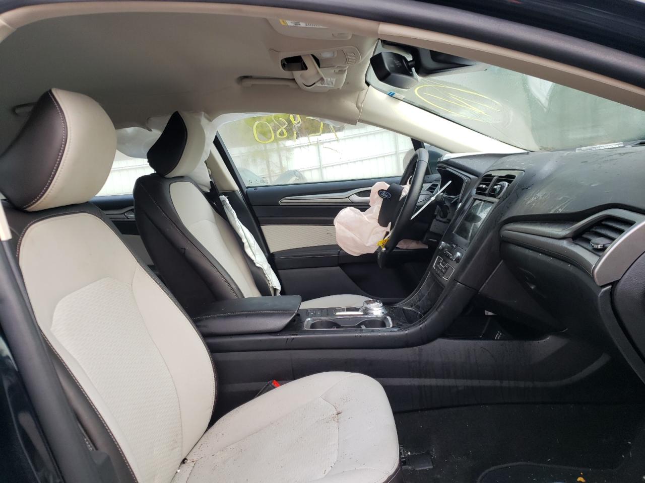 Photo 5 from auction – 2020 FORD FUSION SE with VIN 3FA6P0HD6LR143347