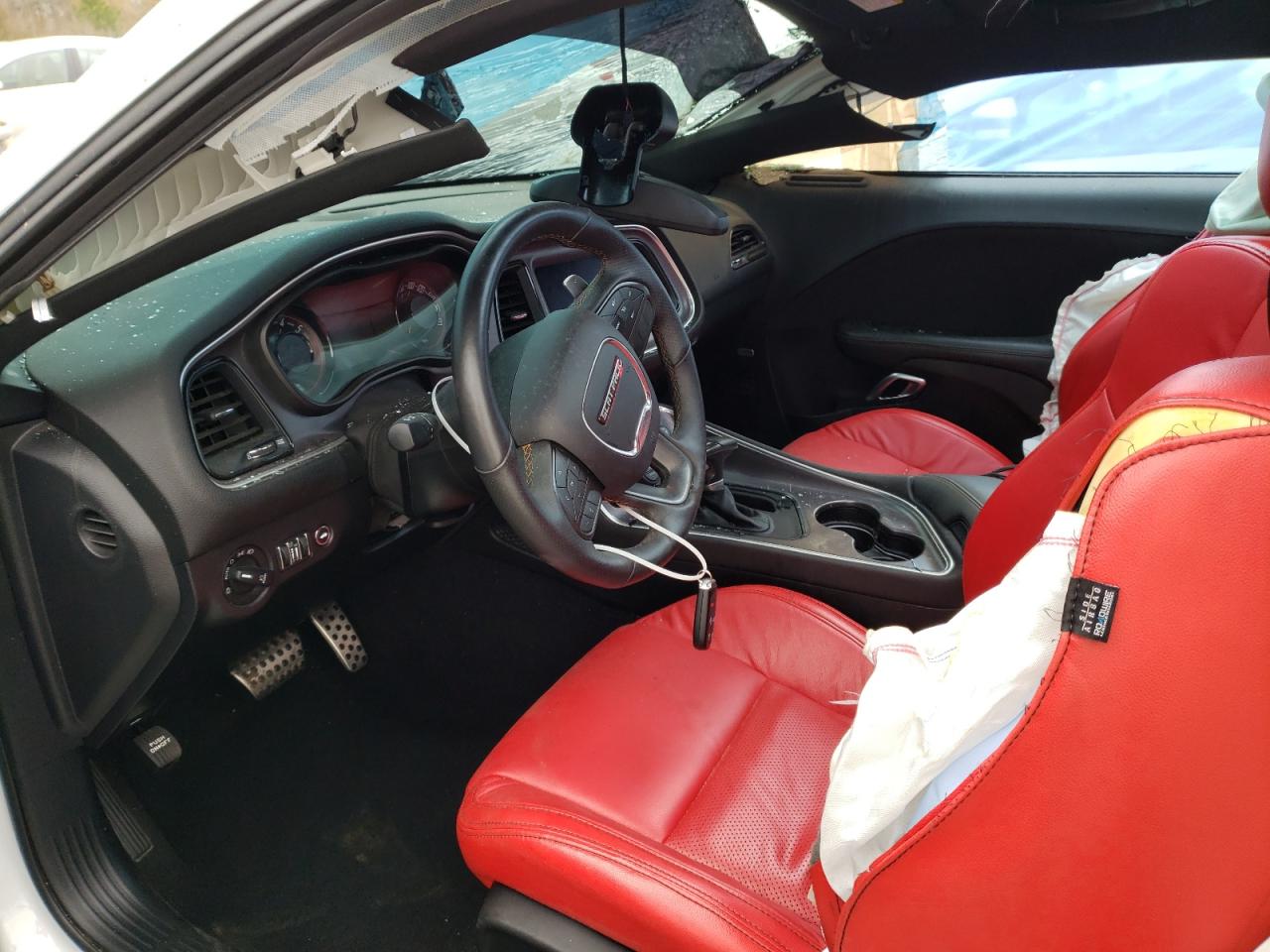 Photo 5 from auction – 2019 DODGE CHALLENGER with VIN 2C3CDZFJ4KH724055