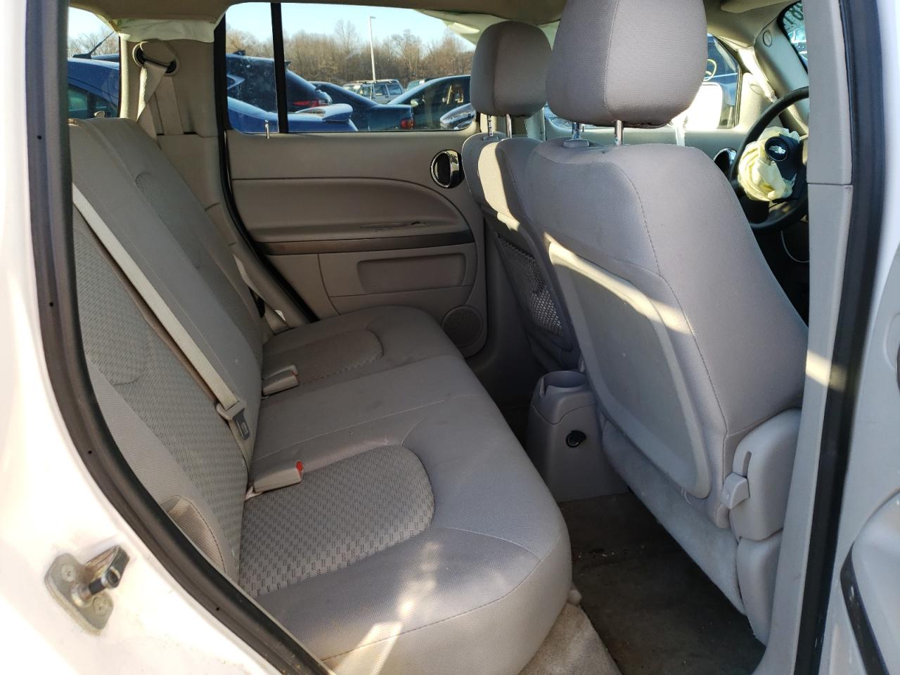 Photo 6 from auction – 2010 CHEVROLET HHR LS with VIN 3GNBAADB8AS580624