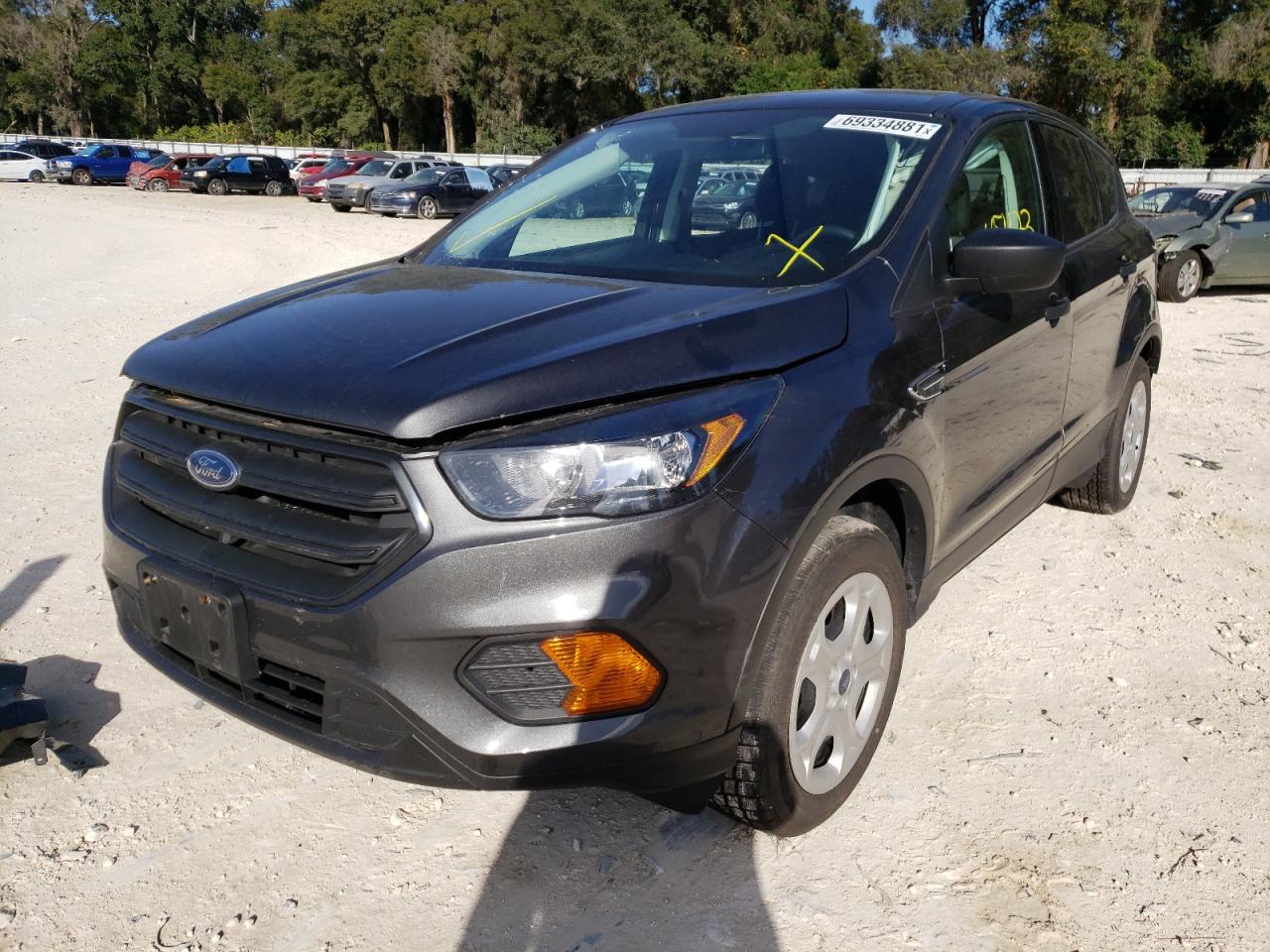 Photo 2 from auction – 2018 FORD ESCAPE S with VIN 1FMCU0F77JUA07751