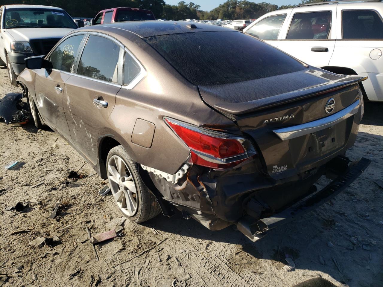 Photo 3 from auction – 2015 NISSAN ALTIMA 2.5 with VIN 1N4AL3AP2FC165487