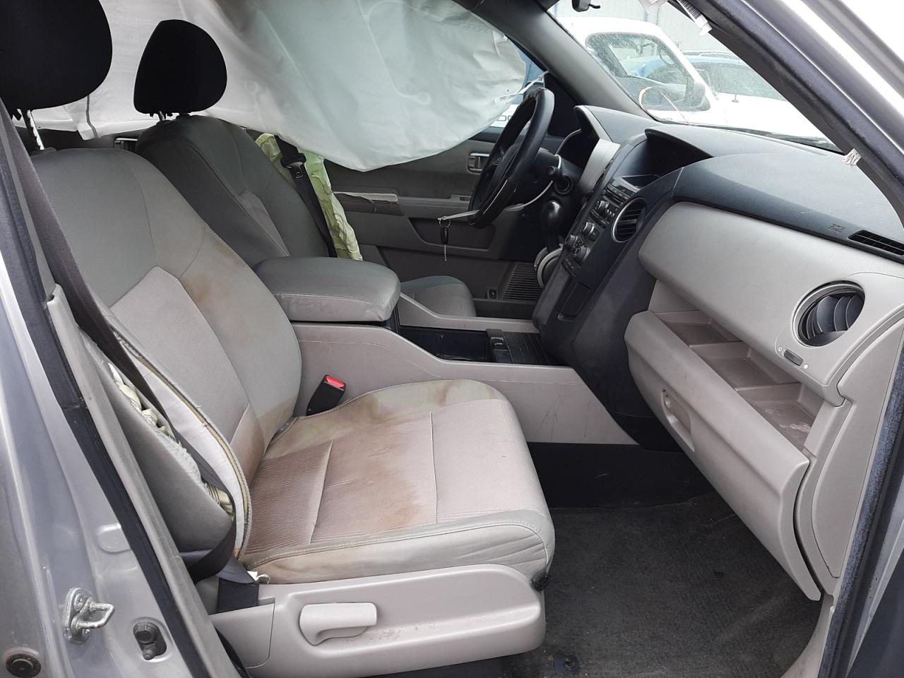 Photo 5 from auction – 2012 HONDA PILOT EX with VIN 5FNYF3H44CB021725