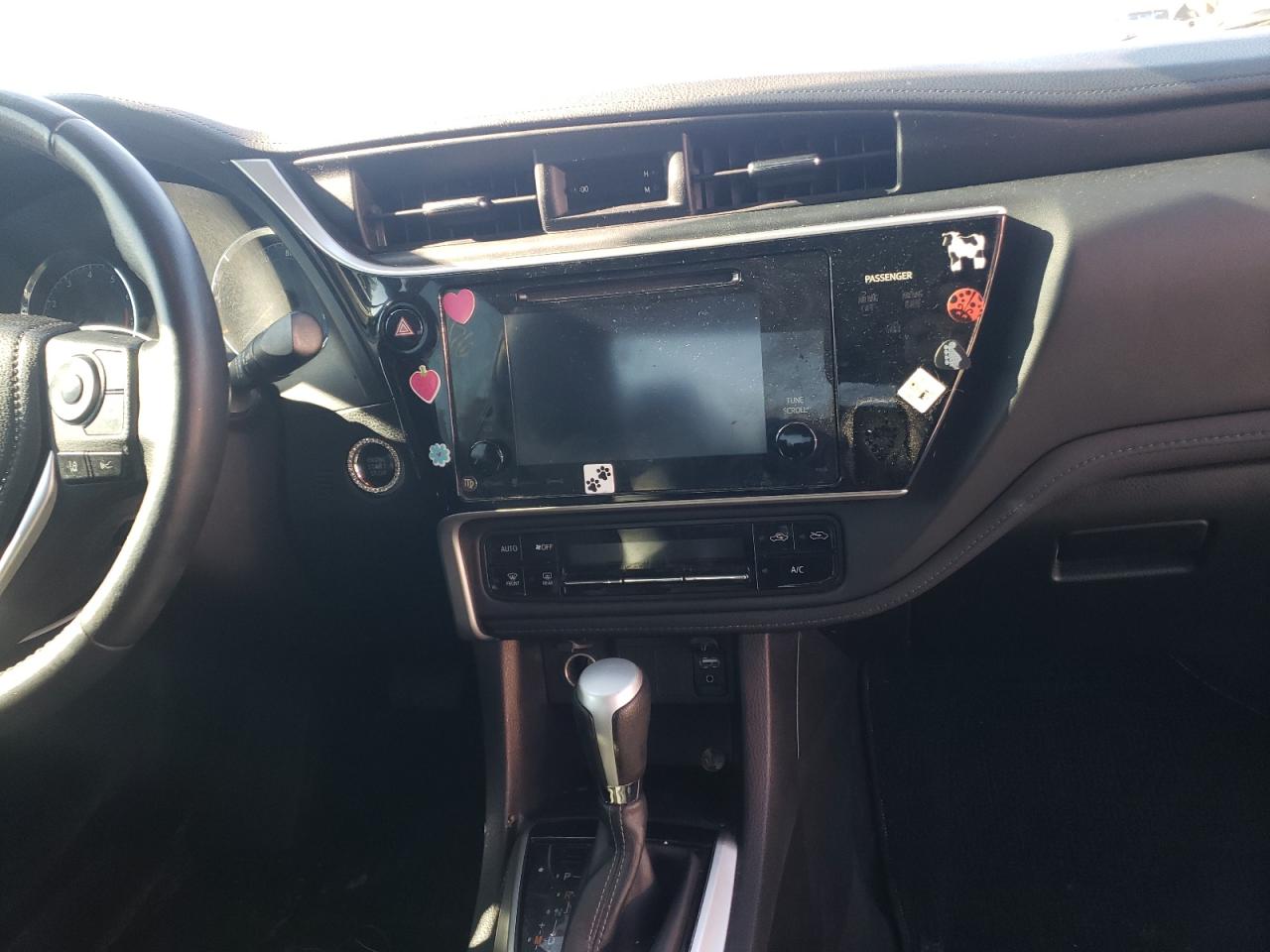 Photo 9 from auction – 2017 TOYOTA COROLLA L with VIN 2T1BURHEXHC899291