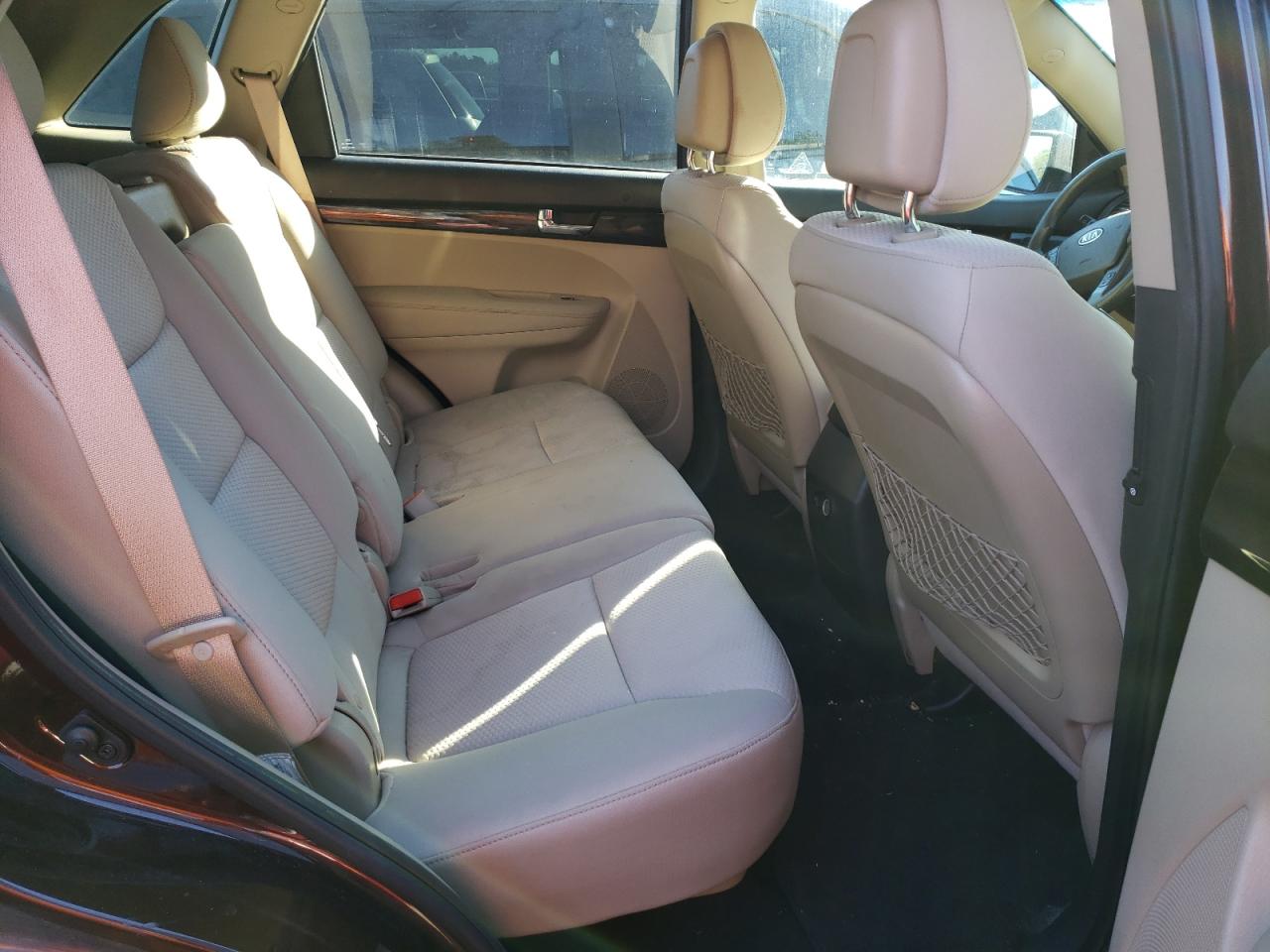 Photo 6 from auction – 2011 KIA SORENTO BA with VIN 5XYKT3A16BG006357
