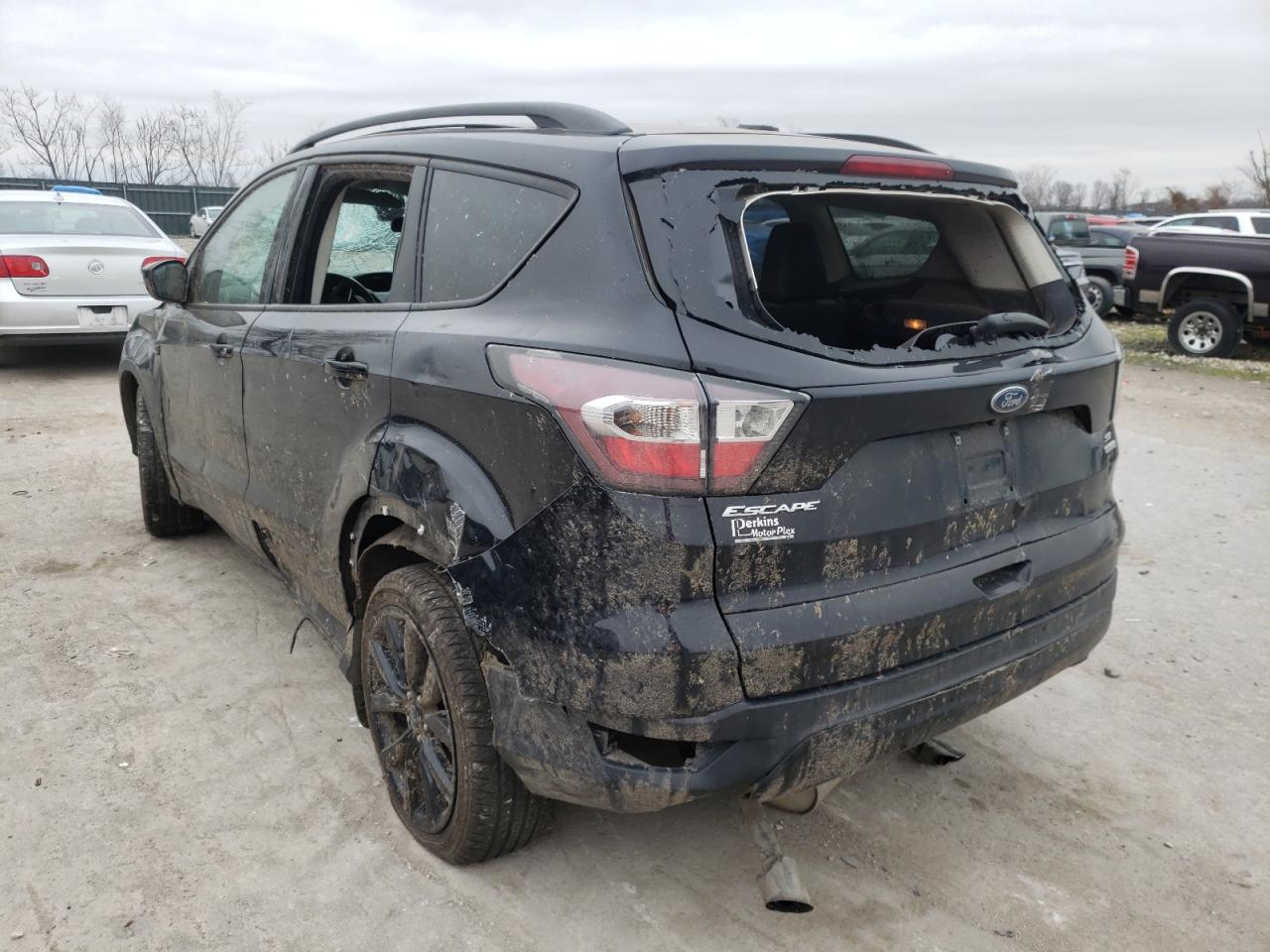 Photo 3 from auction – 2017 FORD ESCAPE SE with VIN 1FMCU0GD1HUA03807