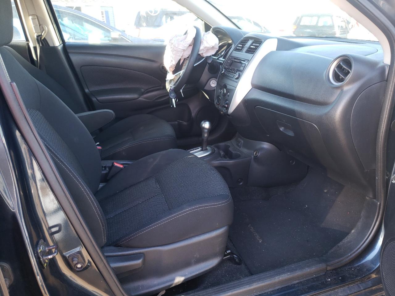 Photo 5 from auction – 2017 NISSAN VERSA S with VIN 3N1CN7AP8HL803563