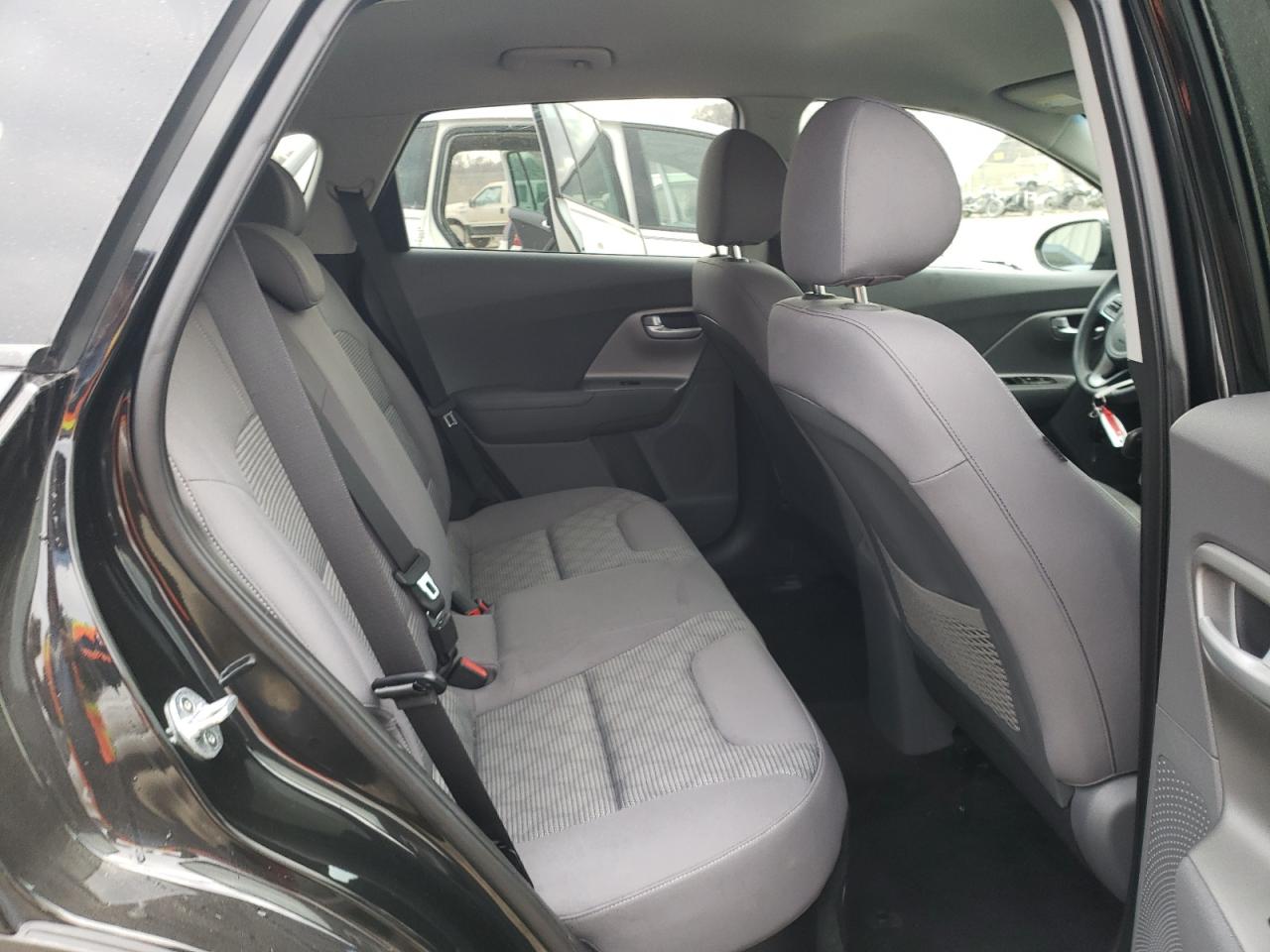 Photo 6 from auction – 2017 KIA NIRO FE with VIN KNDCB3LC0H5048949