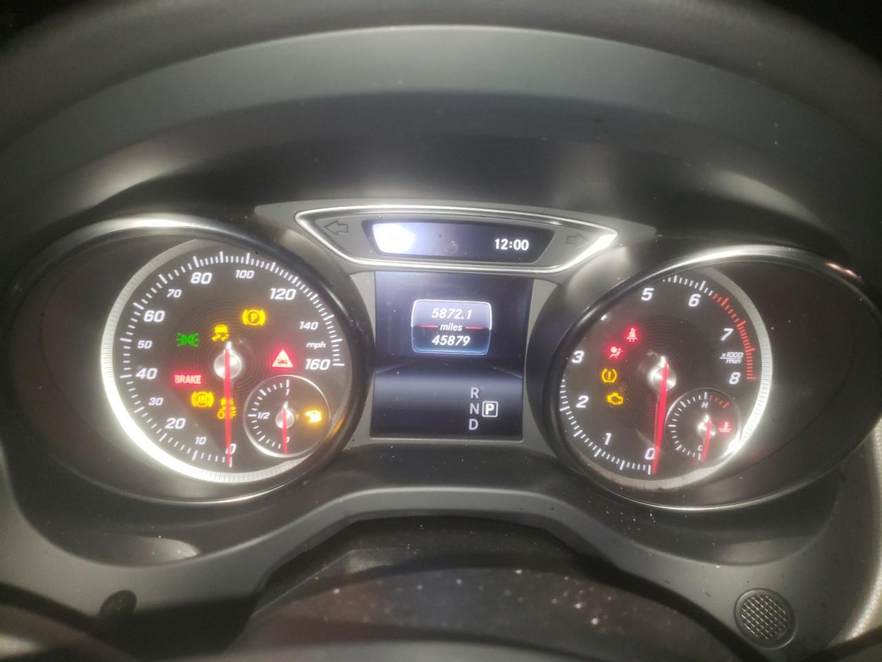 Photo 8 from auction – 2018 MERCEDES-BENZ CLA 250 with VIN WDDSJ4EB7JN564388