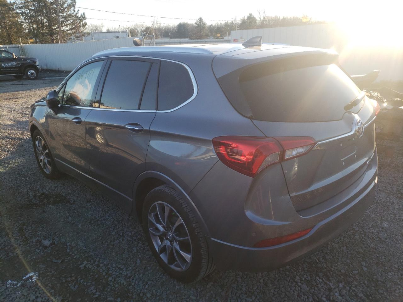 Photo 3 from auction – 2020 BUICK ENVISION E with VIN LRBFX2SA6LD108237