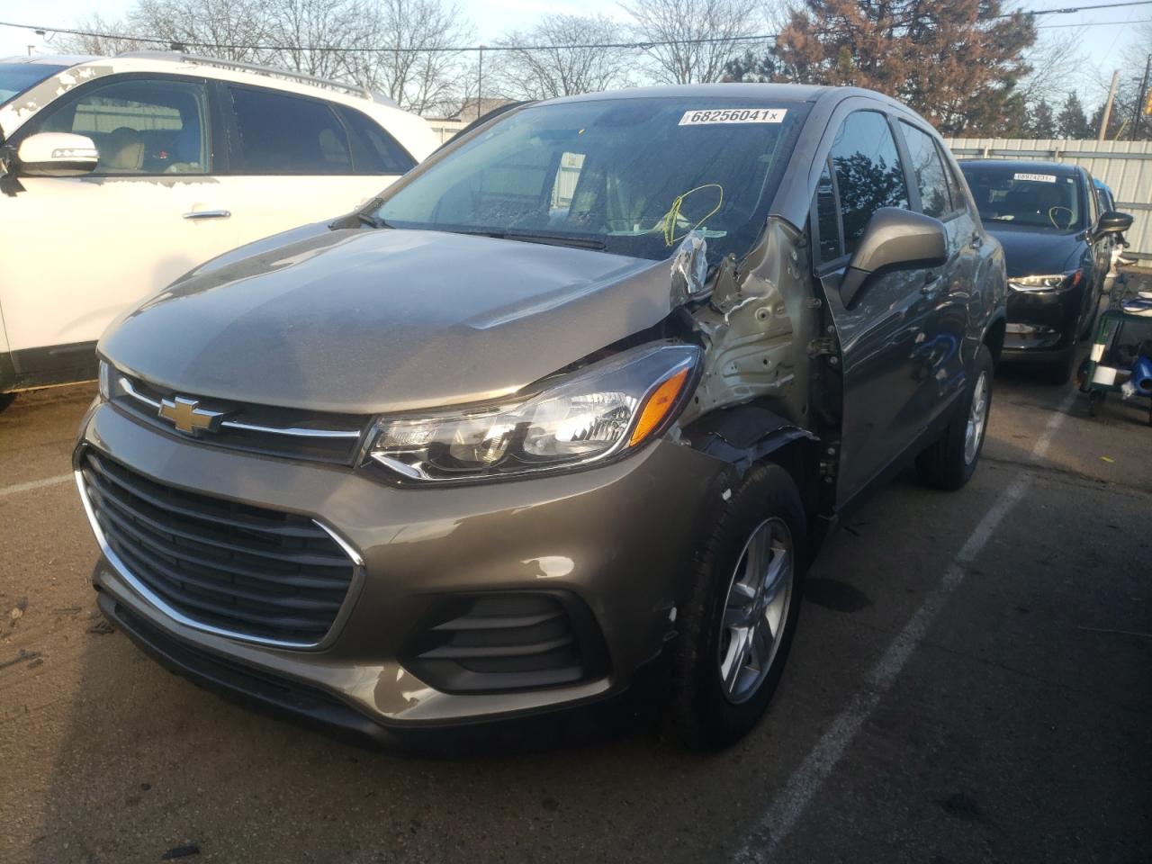 Photo 2 from auction – 2021 CHEVROLET TRAX LS with VIN KL7CJNSM8MB373317