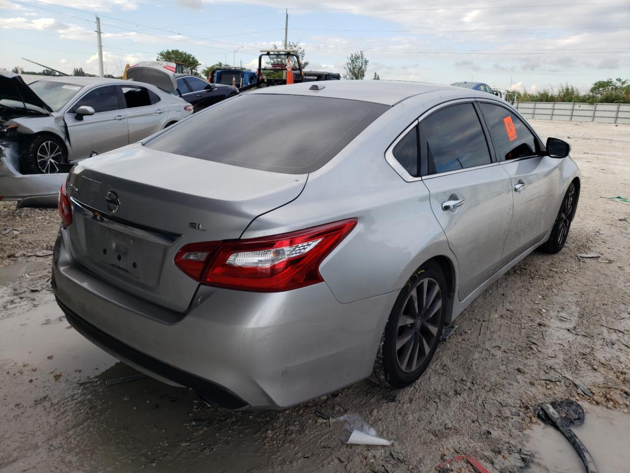 Photo 4 from auction – 2017 NISSAN ALTIMA 2.5 with VIN 1N4AL3AP1HC206193