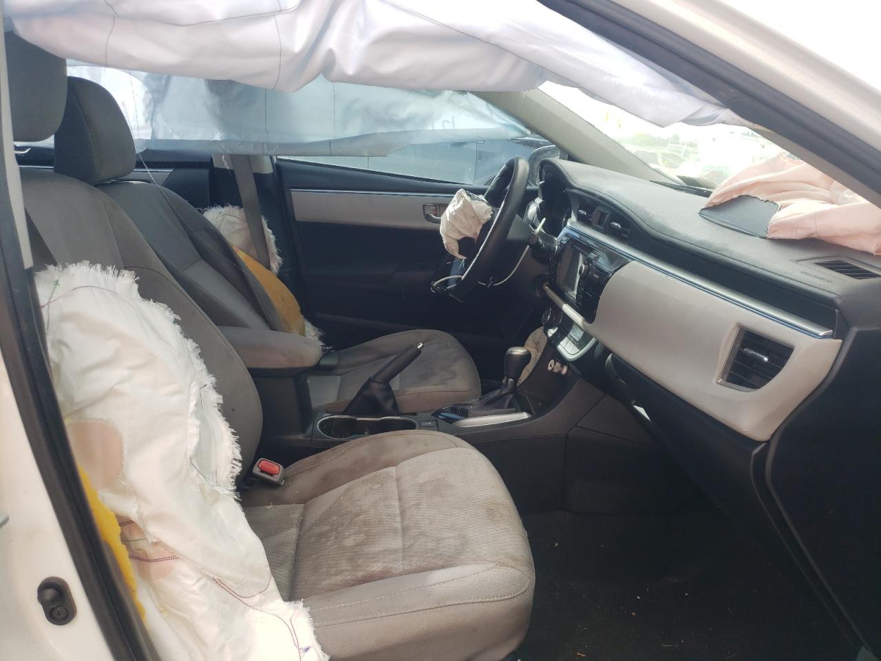 Photo 5 from auction – 2015 TOYOTA COROLLA EC with VIN 5YFBPRHE6FP202137