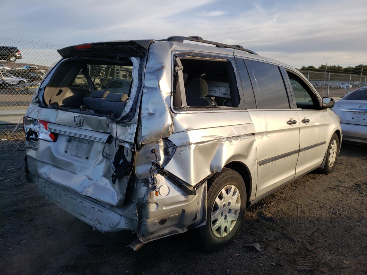 Photo 4 from auction – 2008 HONDA ODYSSEY LX with VIN 5FNRL38208B019182