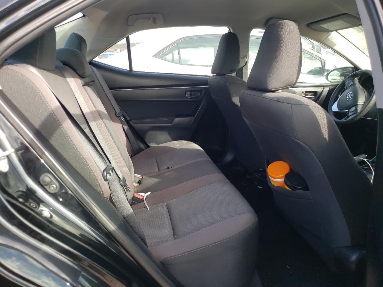Photo 6 from auction – 2017 TOYOTA COROLLA L with VIN 2T1BURHE8HC848310