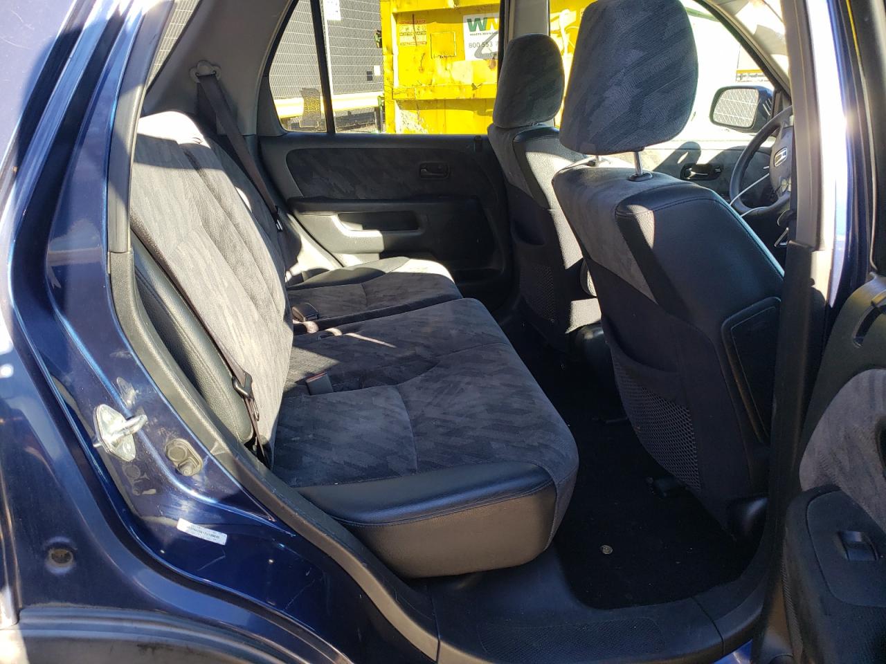Photo 6 from auction – 2003 HONDA CR-V EX with VIN SHSRD78813U136845