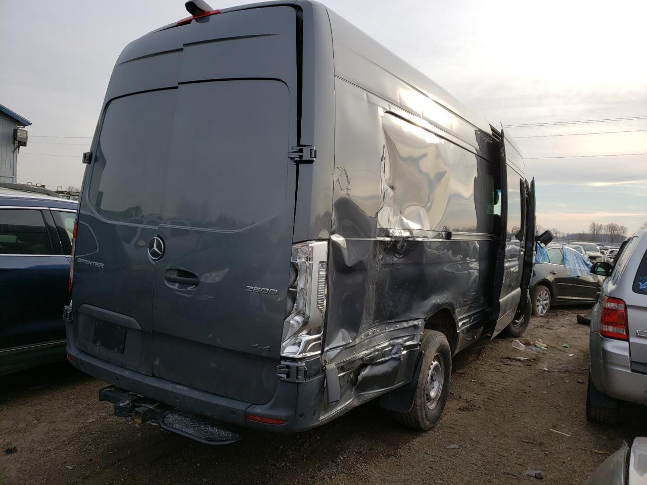 Photo 4 from auction – 2019 MERCEDES-BENZ SPRINTER 2 with VIN WD4FF1CD2KT010694