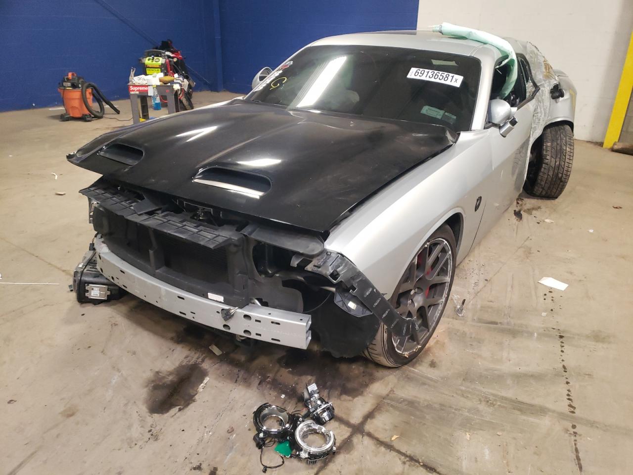 Photo 2 from auction – 2019 DODGE CHALLENGER with VIN 2C3CDZBT8KH747748