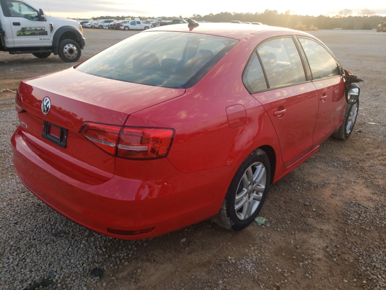 Photo 4 from auction – 2015 VOLKSWAGEN JETTA BASE with VIN 3VW2K7AJ0FM356812