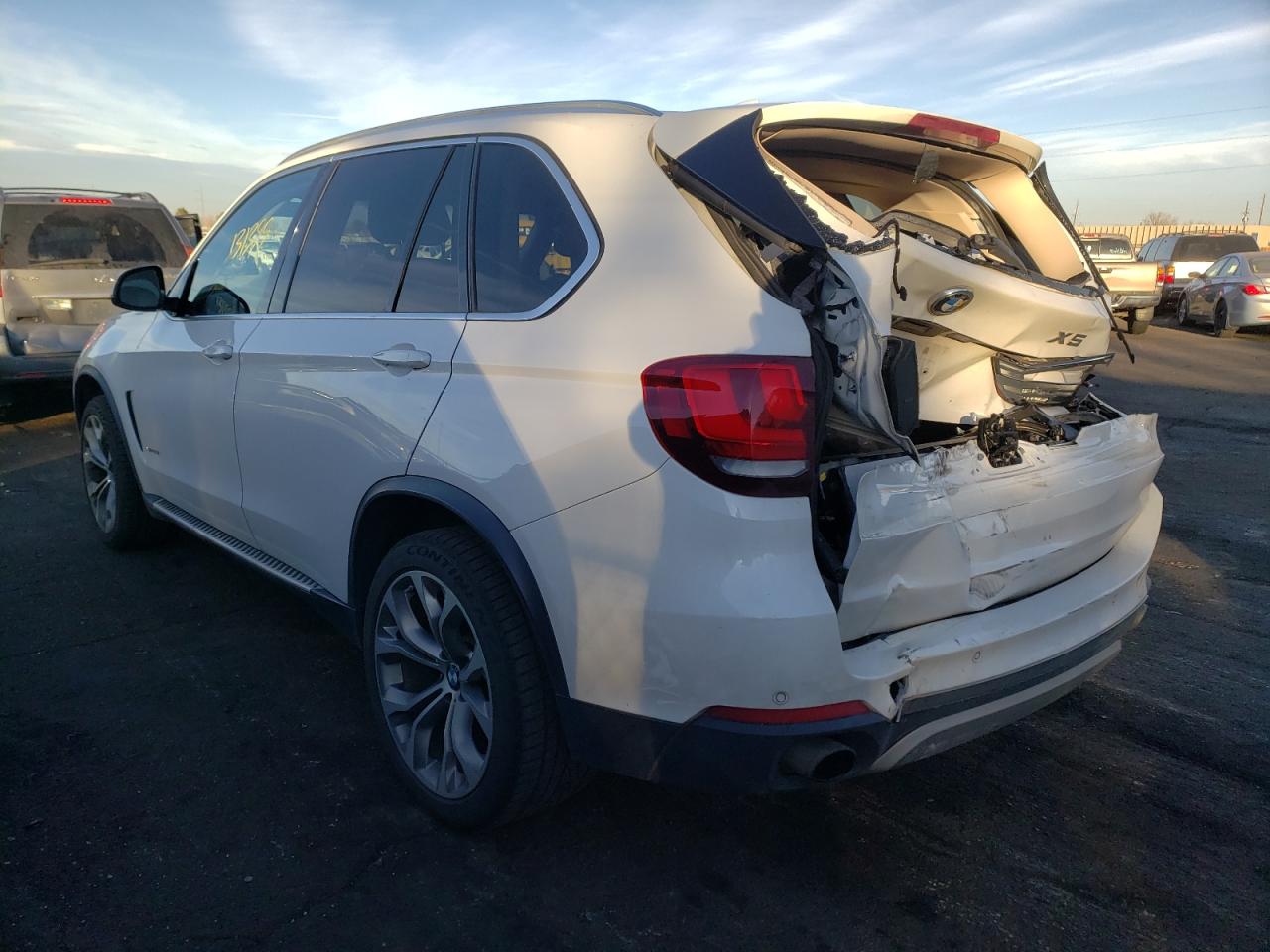 Photo 3 from auction – 2015 BMW X5 XDRIVE3 with VIN 5UXKR0C50F0P01117