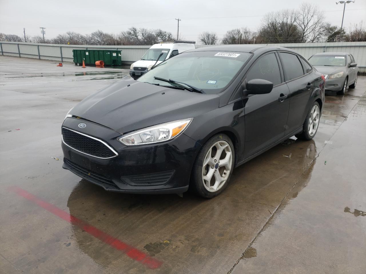 Photo 2 from auction – 2016 FORD FOCUS S with VIN 1FADP3E2XGL208703