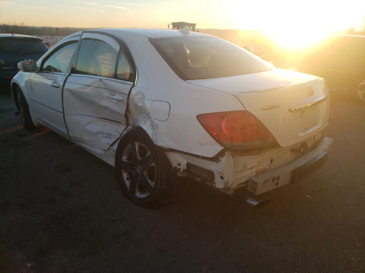 Photo 3 from auction – 2006 ACURA RL with VIN JH4KB16576C003754
